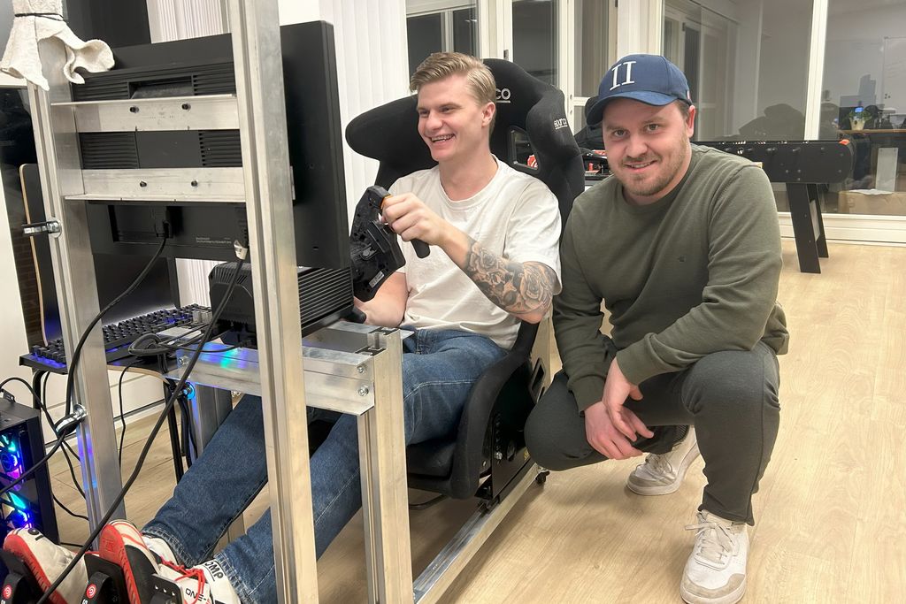 Mark Bossen (t.v.) og Frederik Nymark er gået i gang med forberedelserne til sæsonen
(Foto: Nymark Racing)